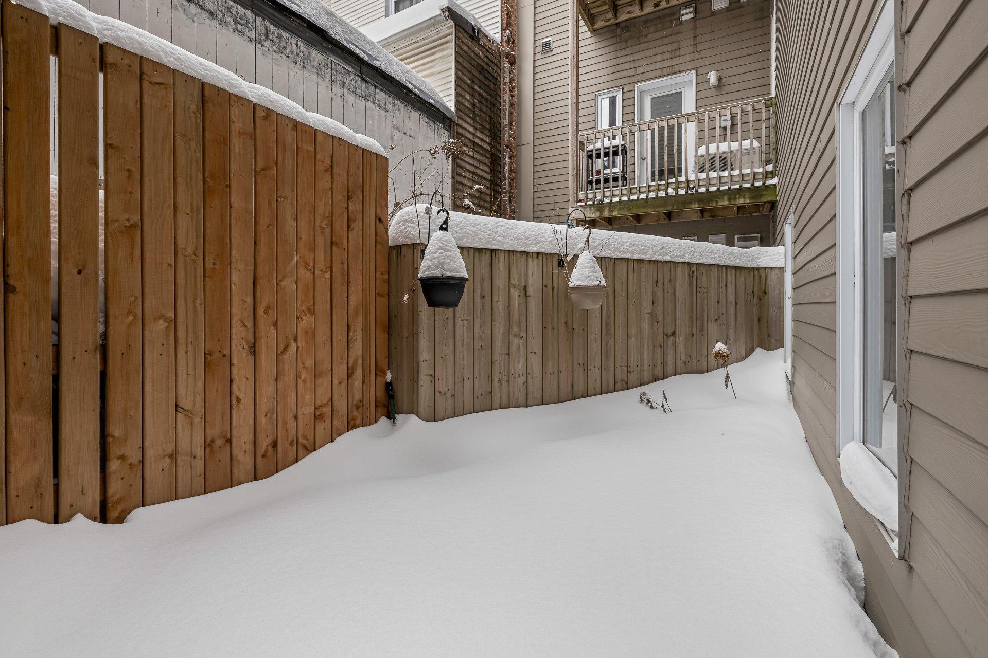 









1208


Rue du Fort

, 104,
Montréal (Ville-Marie),




QC
H3H2B3

