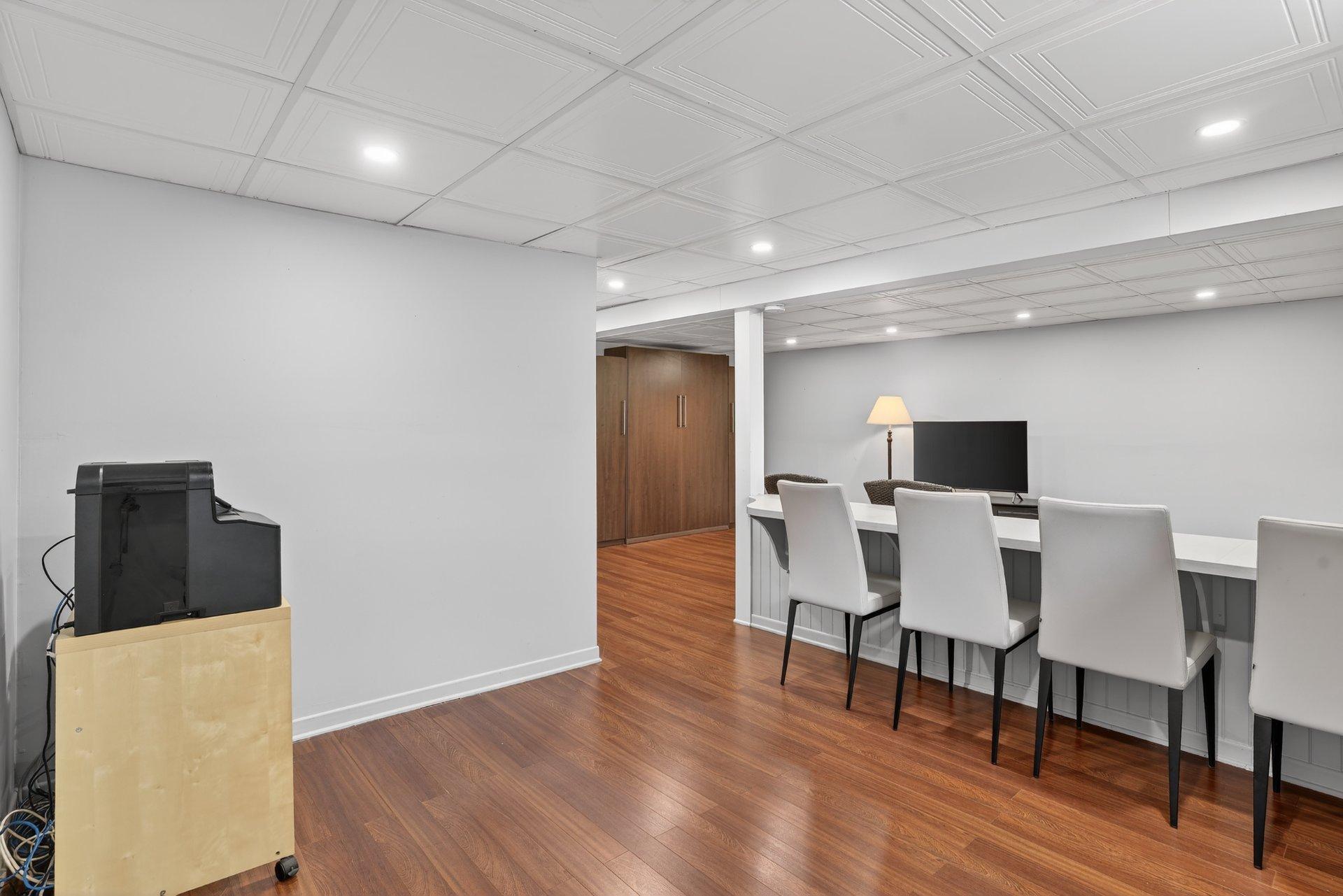 









795


Crois. Sabourin

,
Brossard,




QC
J4X2B4

