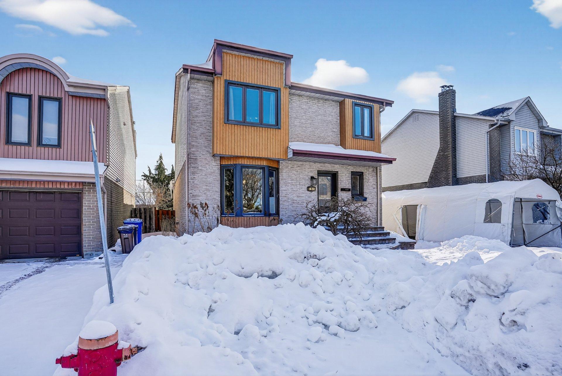 









795


Crois. Sabourin

,
Brossard,




QC
J4X2B4

