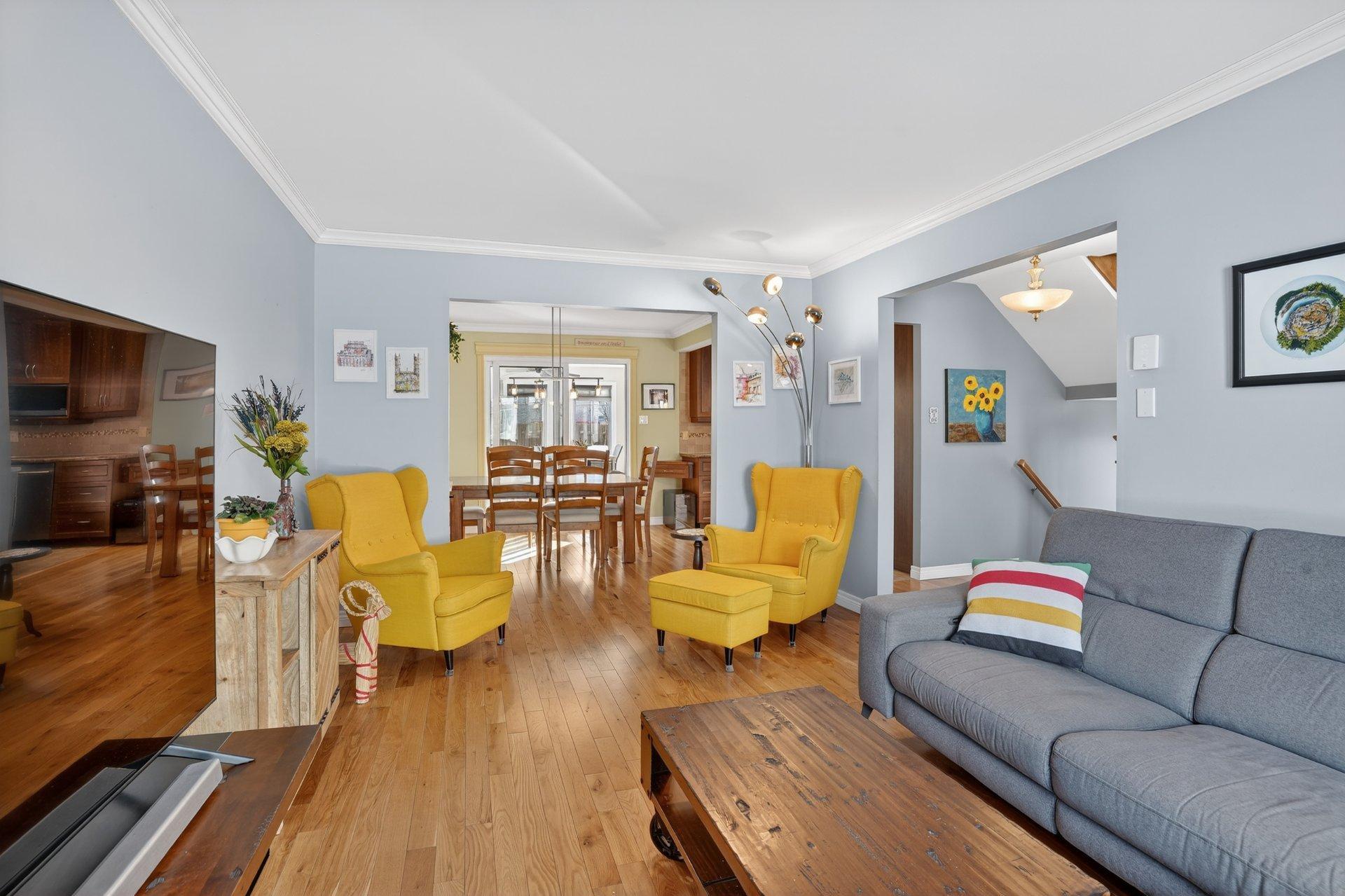 









795


Crois. Sabourin

,
Brossard,




QC
J4X2B4

