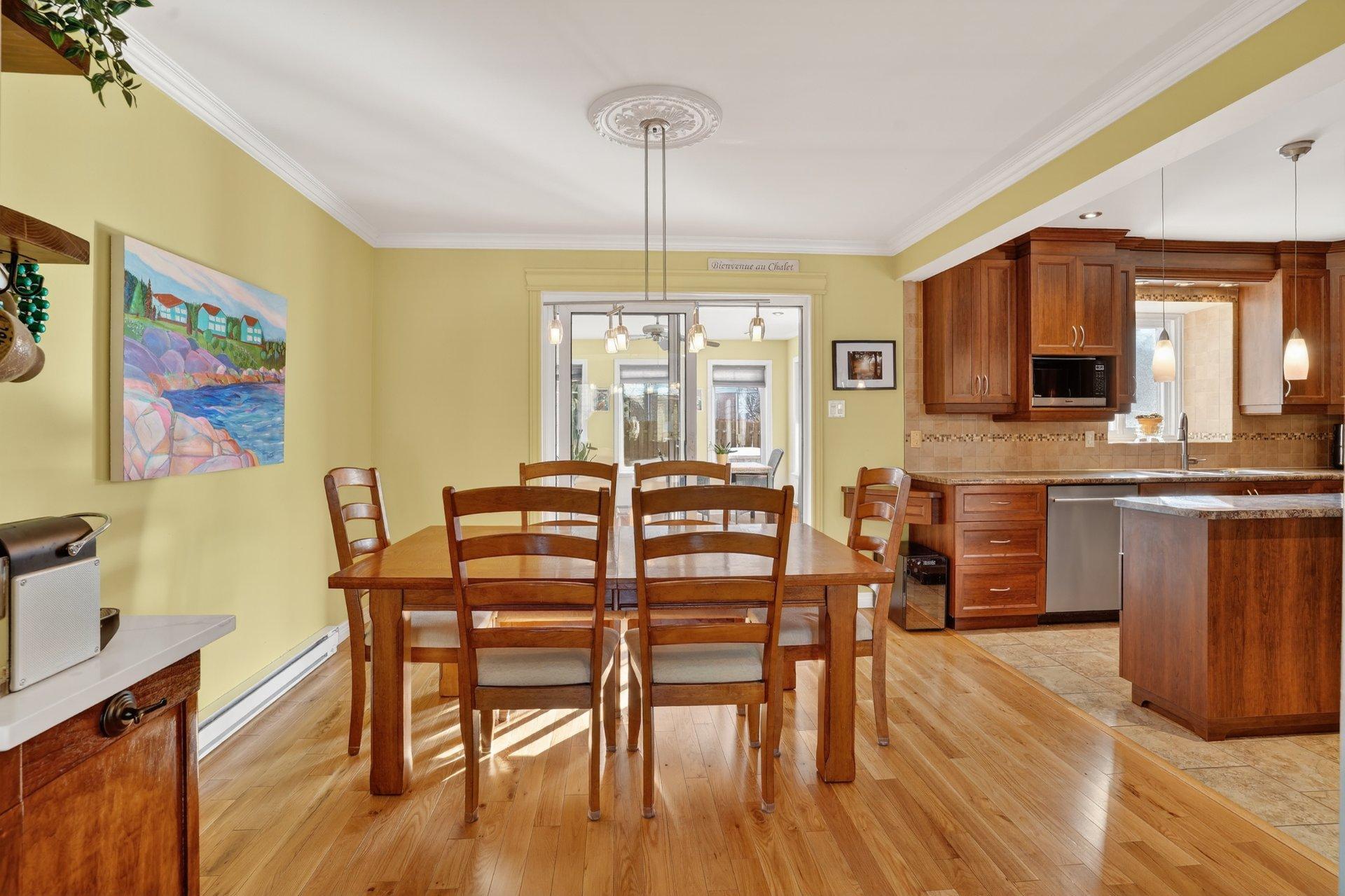 









795


Crois. Sabourin

,
Brossard,




QC
J4X2B4

