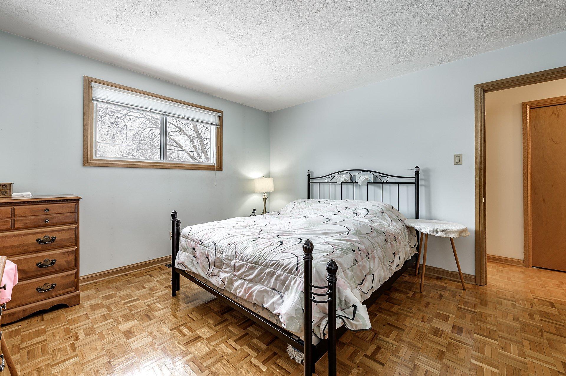 









357


Rue Frontenac

,
Dollard-des-Ormeaux,




QC
H9G1R4

