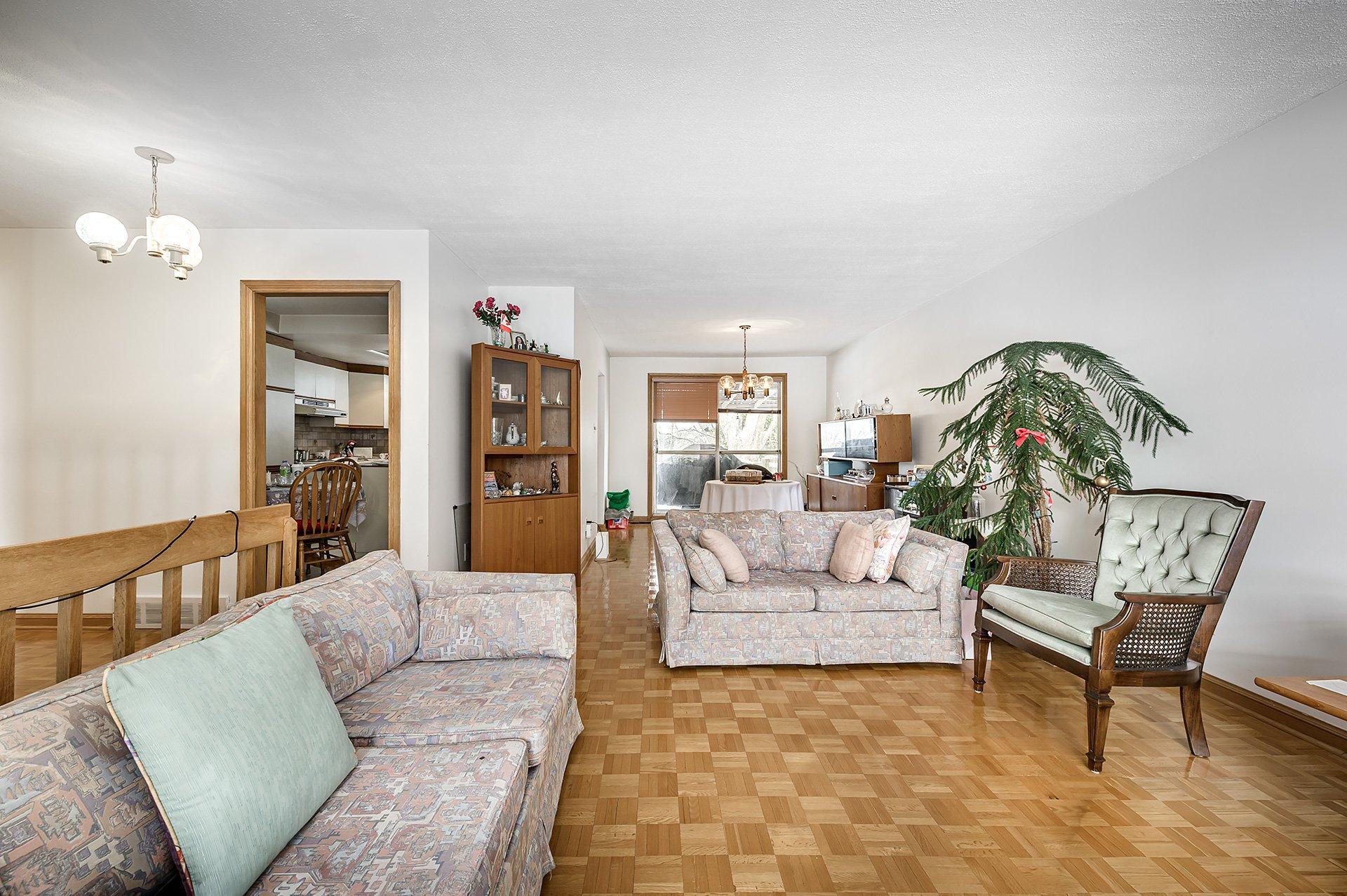 









357


Rue Frontenac

,
Dollard-des-Ormeaux,




QC
H9G1R4

