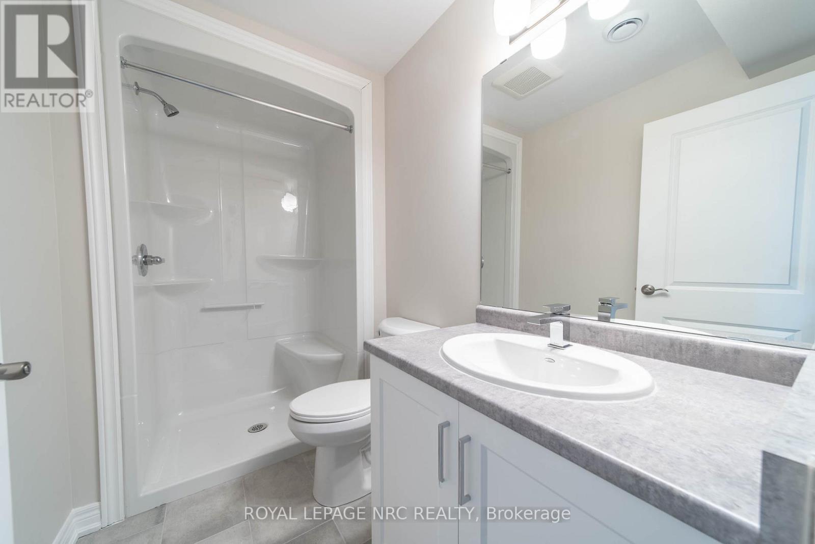 












52 WILLSON DRIVE

,
Thorold (Hurricane/Merrittville),




Ontario
L2V0G7

