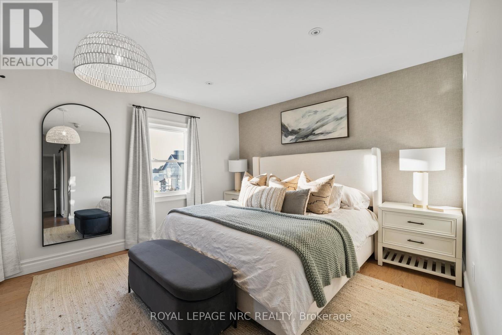 












4692 GILMORE ROAD

,
Fort Erie (Mulgrave),




Ontario
L0S1N0

