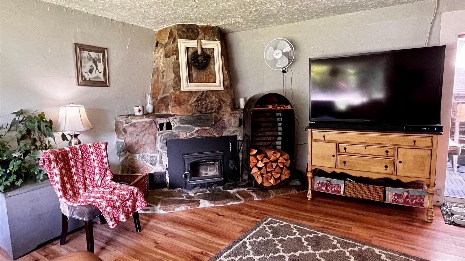 









1701


Highway 23

Highway,
Nakusp,




BC
V0G 1R0


