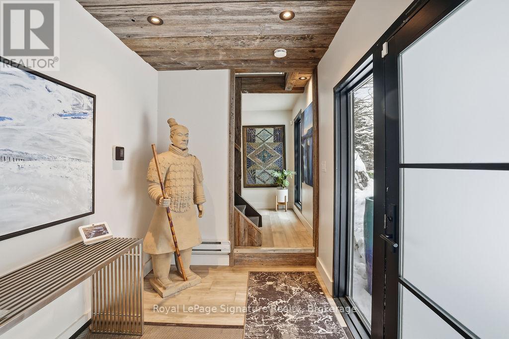 












194552 13 GREY ROAD

,
Grey Highlands,




Ontario
N0C1E0

