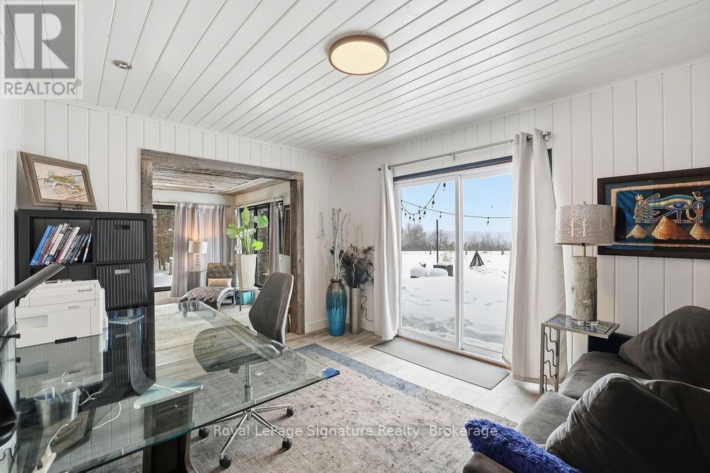 












194552 13 GREY ROAD

,
Grey Highlands,




Ontario
N0C1E0

