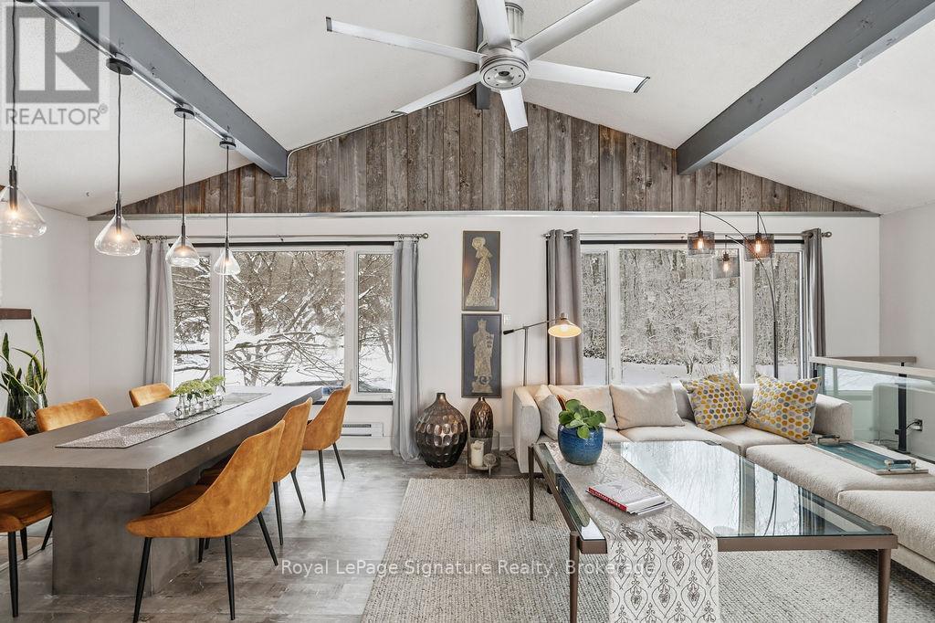 












194552 13 GREY ROAD

,
Grey Highlands,




Ontario
N0C1E0

