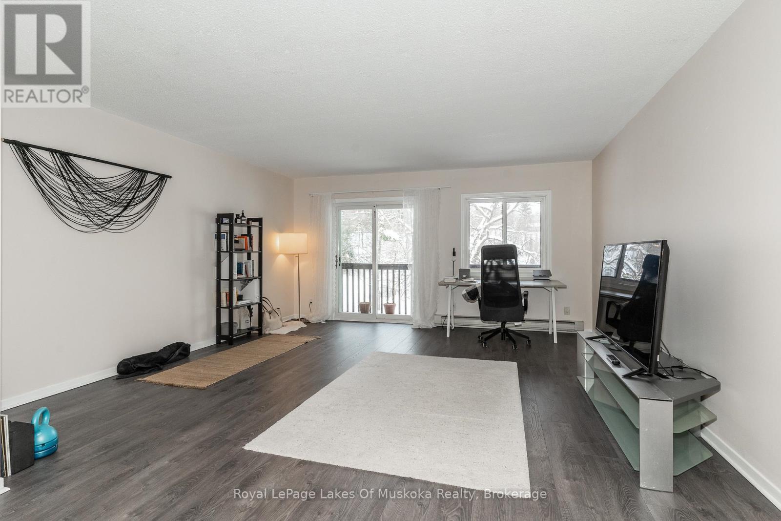 












10 - 142 ECCLESTONE DRIVE

,
Bracebridge (Macaulay),




Ontario
P1L1G6

