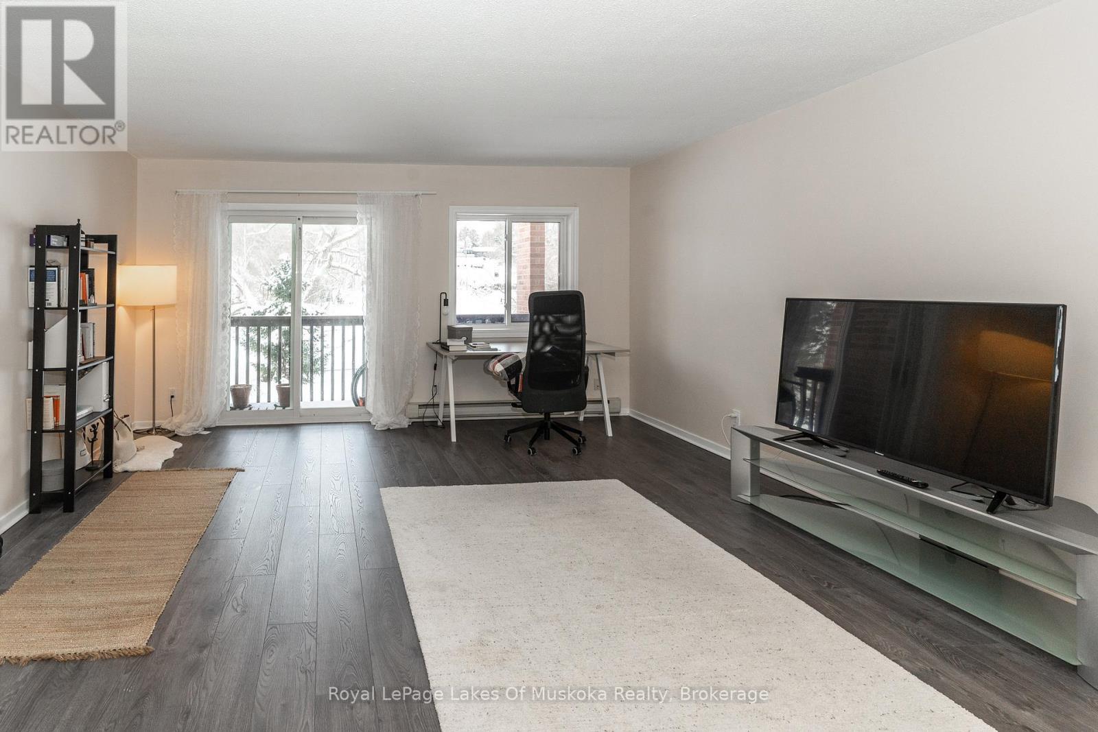 












10 - 142 ECCLESTONE DRIVE

,
Bracebridge (Macaulay),




Ontario
P1L1G6

