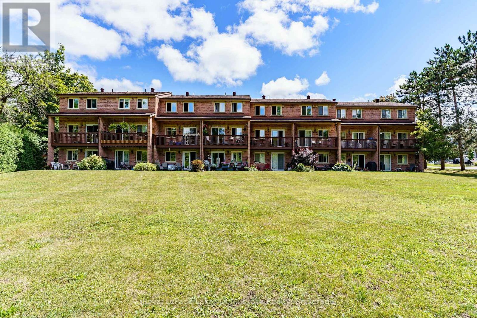 












10 - 142 ECCLESTONE DRIVE

,
Bracebridge (Macaulay),




Ontario
P1L1G6

