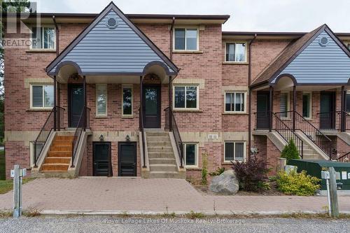 Carefree living in Muskoka