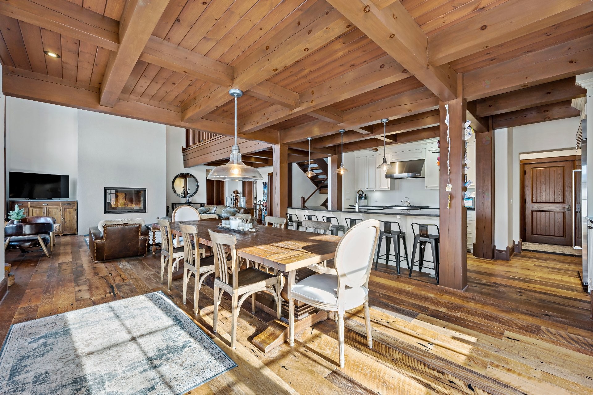 









505


Crois. de la Coulée

,
Lac-Supérieur,




QC
J0T1P0

