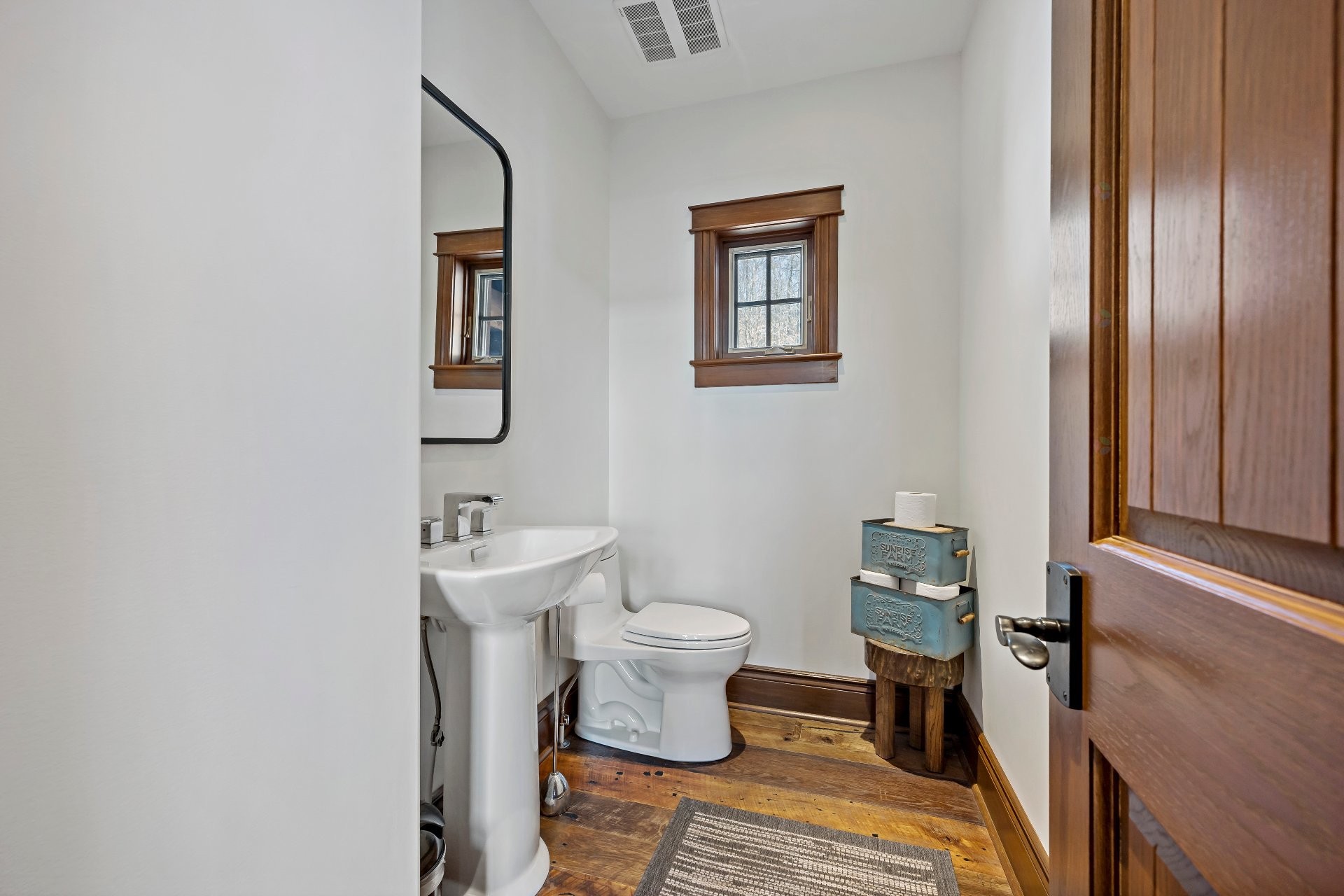 









505


Crois. de la Coulée

,
Lac-Supérieur,




QC
J0T1P0

