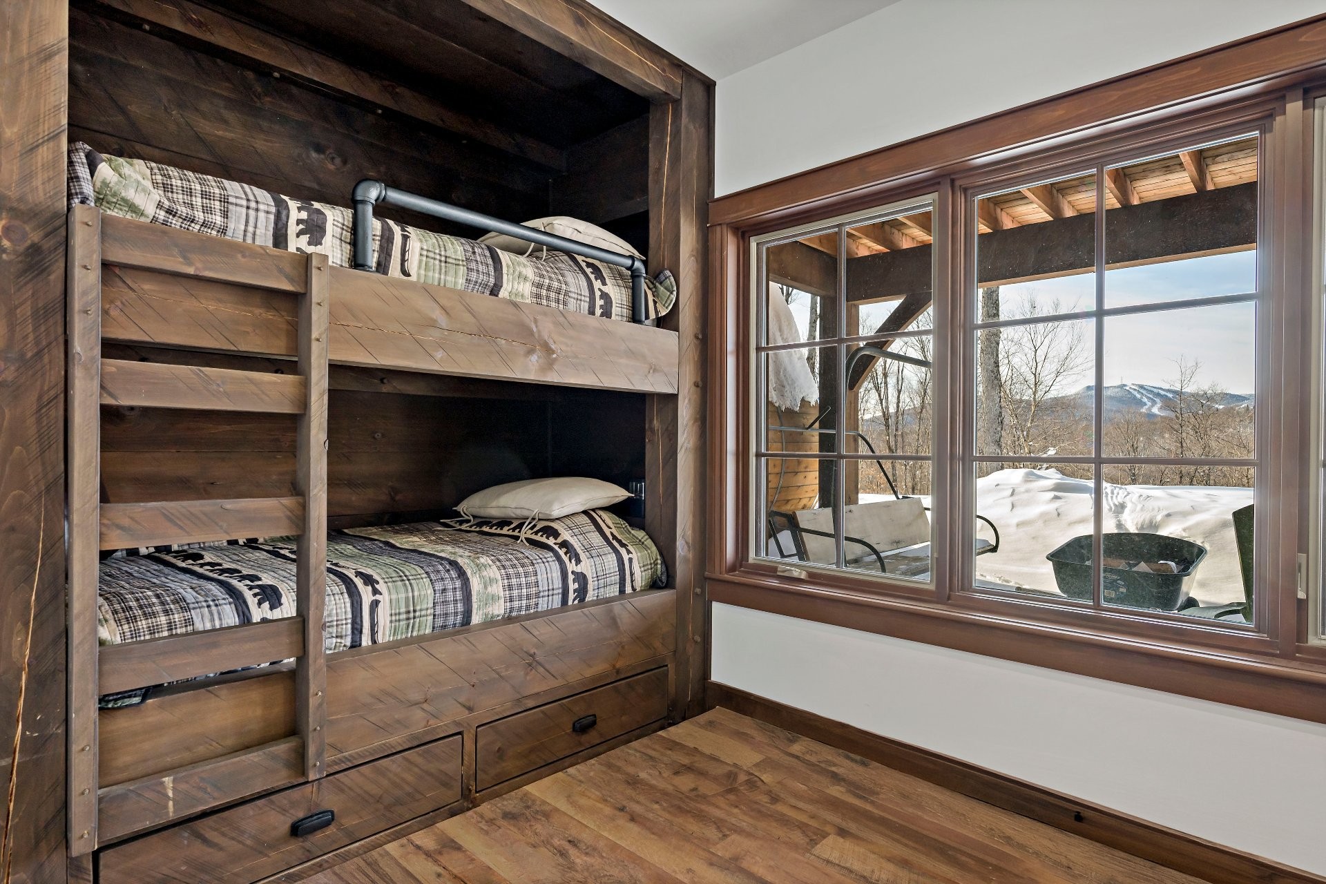 









505


Crois. de la Coulée

,
Lac-Supérieur,




QC
J0T1P0

