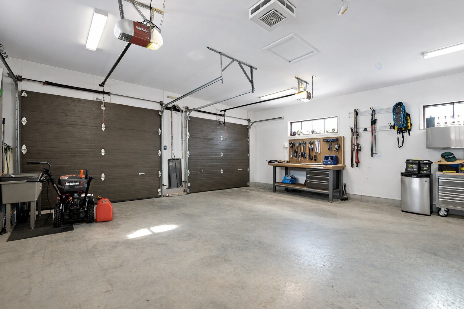 









505


Crois. de la Coulée

,
Lac-Supérieur,




QC
J0T1P0

