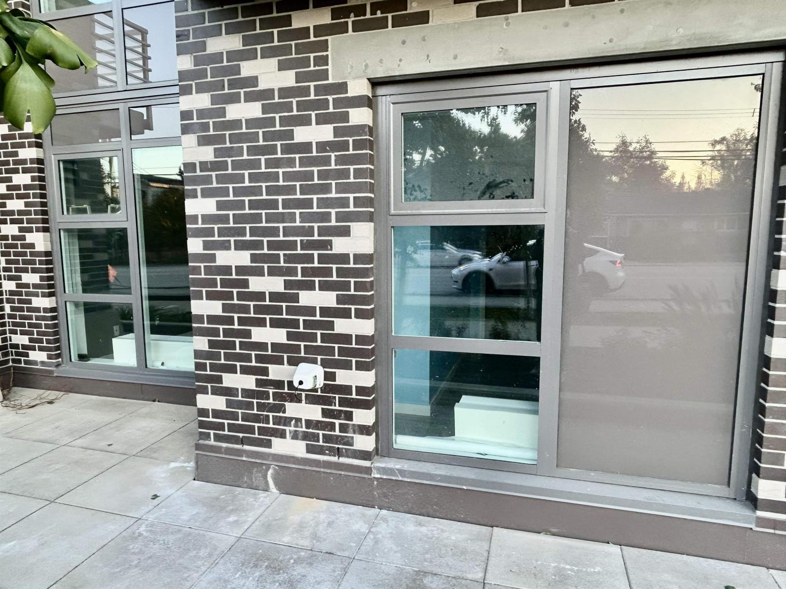 












115 10928 132 STREET

,
Surrey,




British Columbia
V3T0R3

