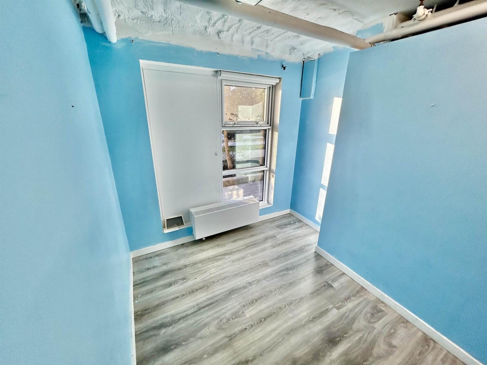 












115 10928 132 STREET

,
Surrey,




British Columbia
V3T0R3

