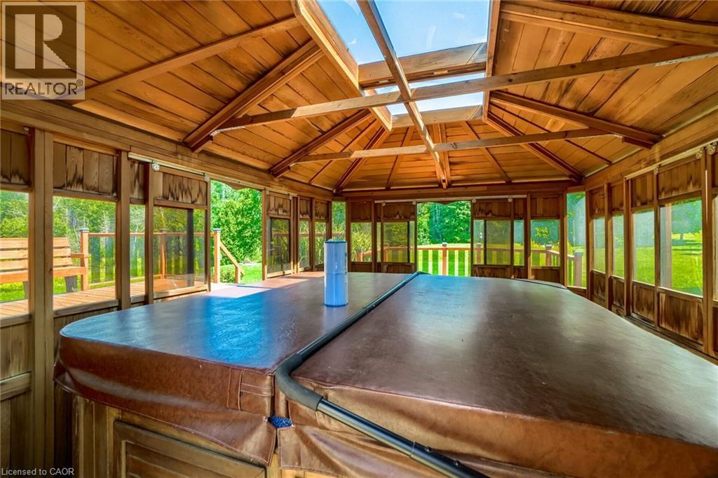 












9 ELITE Road

,
Caledon,




Ontario
L7K0L2

