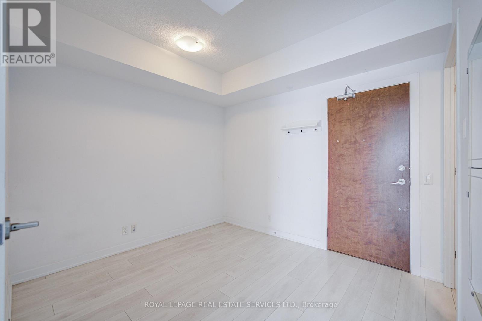 












1802 - 2200 LAKE SHORE BOULEVARD W

,
Toronto,




Ontario
M8V1A4

