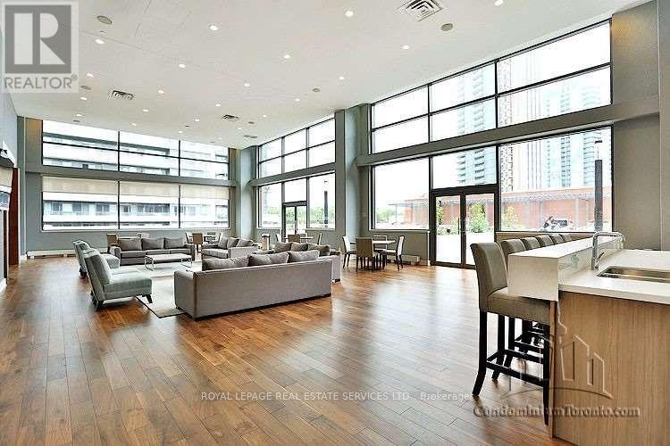 












1802 - 2200 LAKE SHORE BOULEVARD W

,
Toronto,




Ontario
M8V1A4

