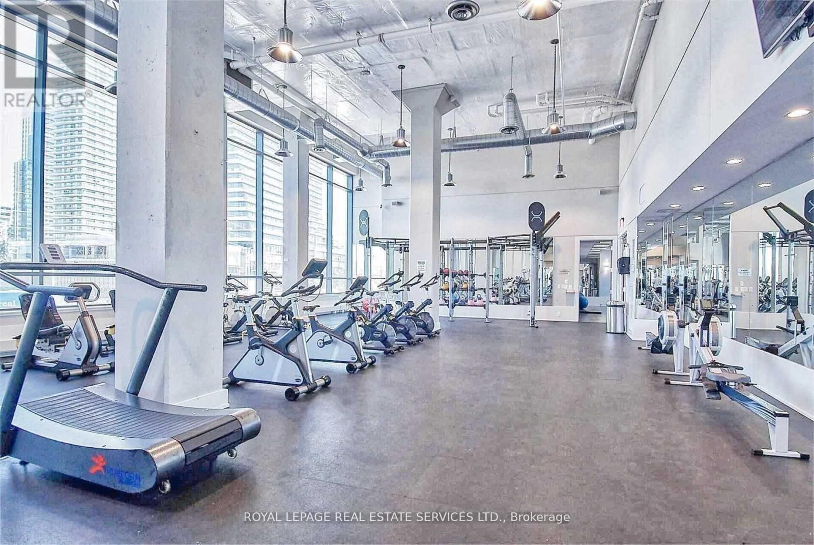 












1802 - 2200 LAKE SHORE BOULEVARD W

,
Toronto,




Ontario
M8V1A4

