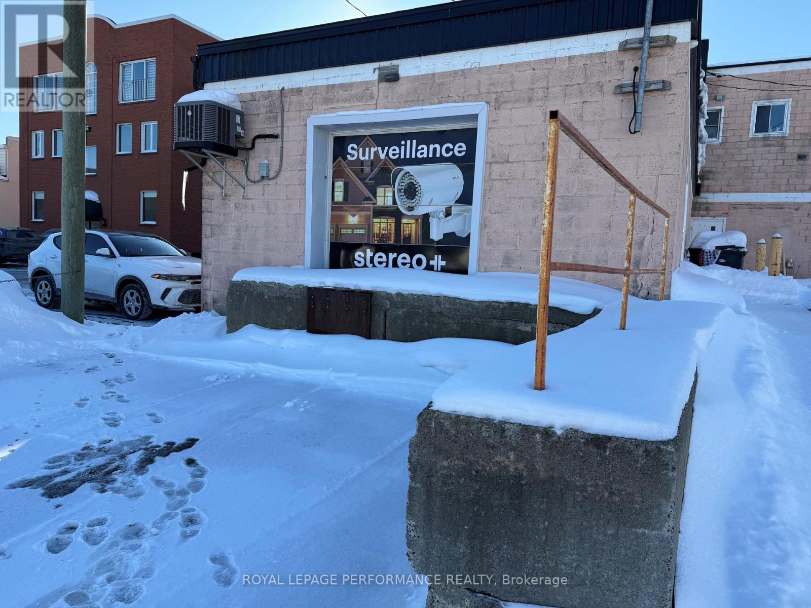 












95-97 MAIN STREET

,
Hawkesbury,




Ontario
K6A1A1

