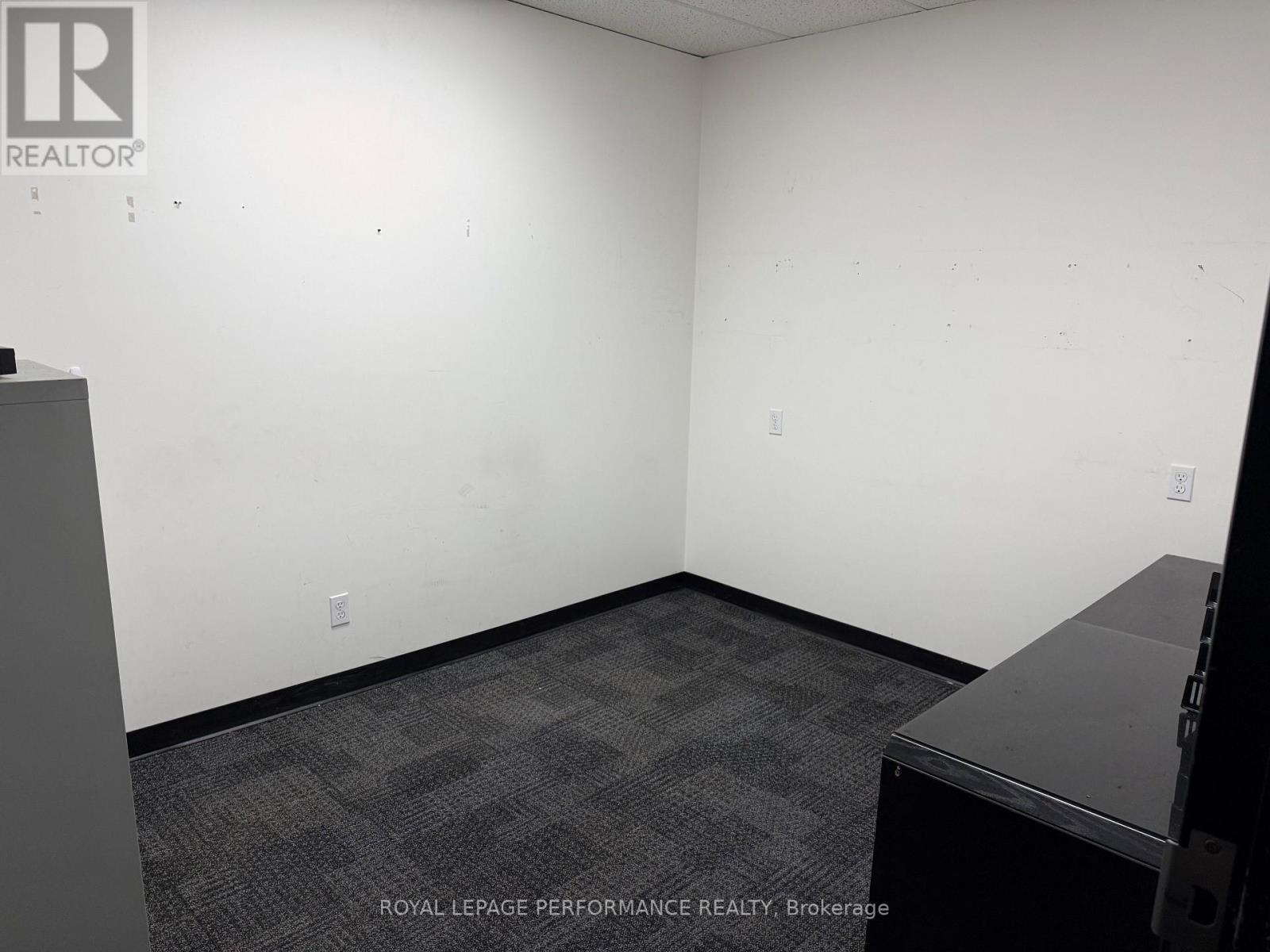 












95-97 MAIN STREET

,
Hawkesbury,




Ontario
K6A1A1

