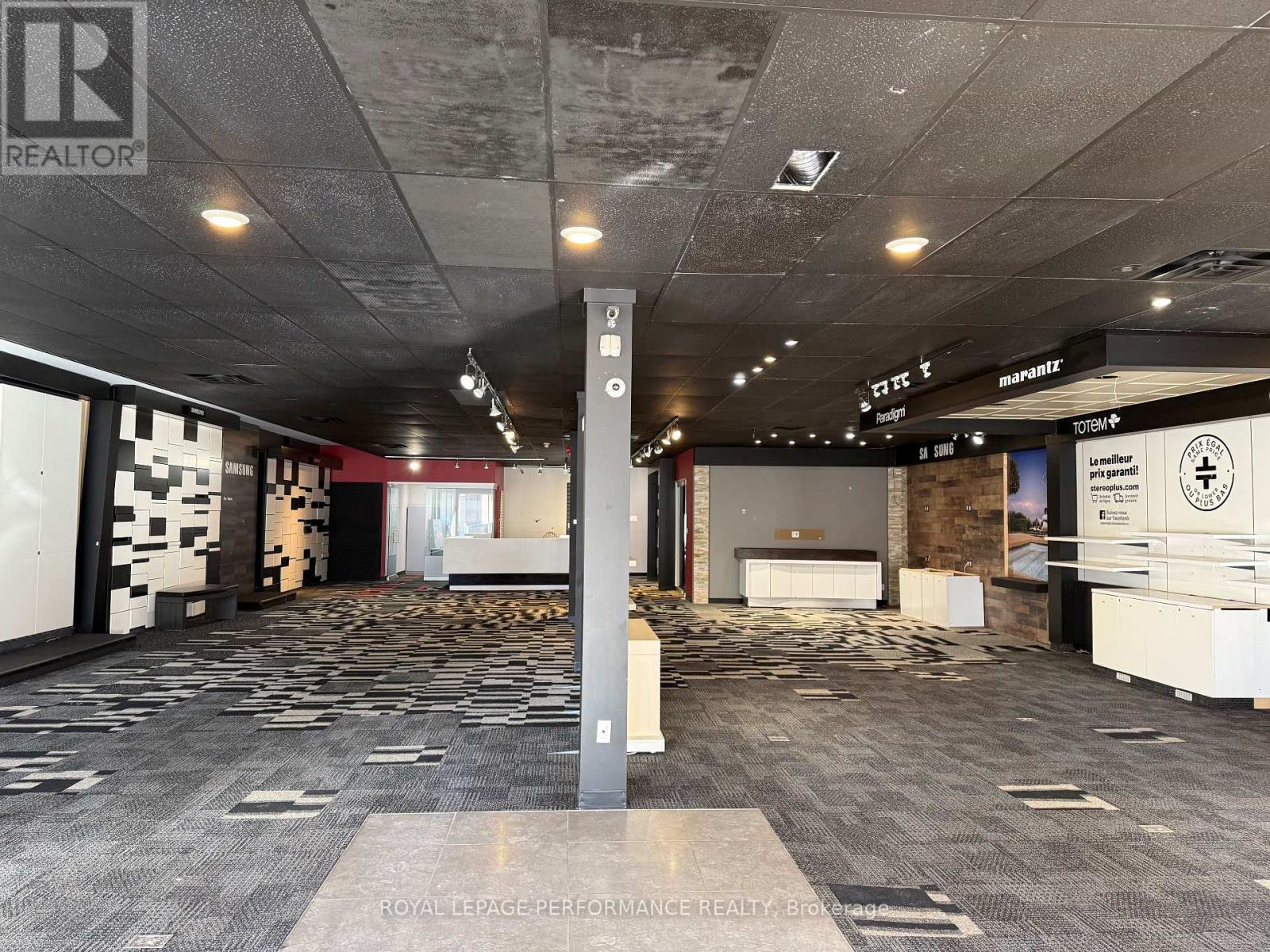 












95-97 MAIN STREET

,
Hawkesbury,




Ontario
K6A1A1

