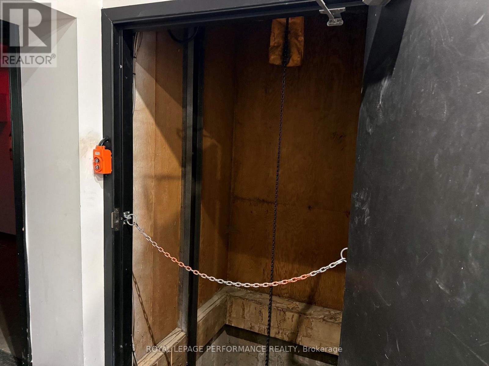 












95-97 MAIN STREET

,
Hawkesbury,




Ontario
K6A1A1

