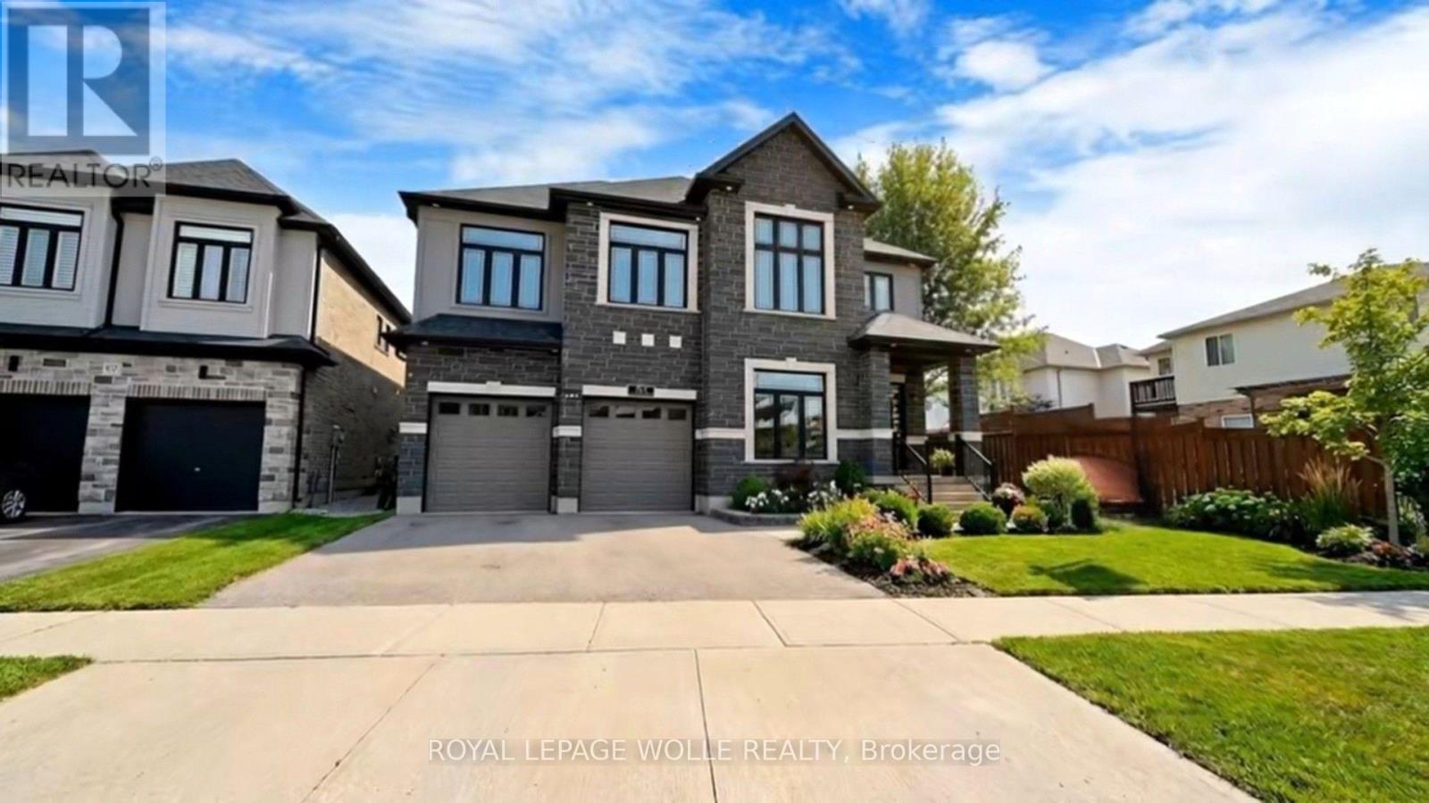 












163 REDTAIL STREET

,
Kitchener,




Ontario
N2K0E4

