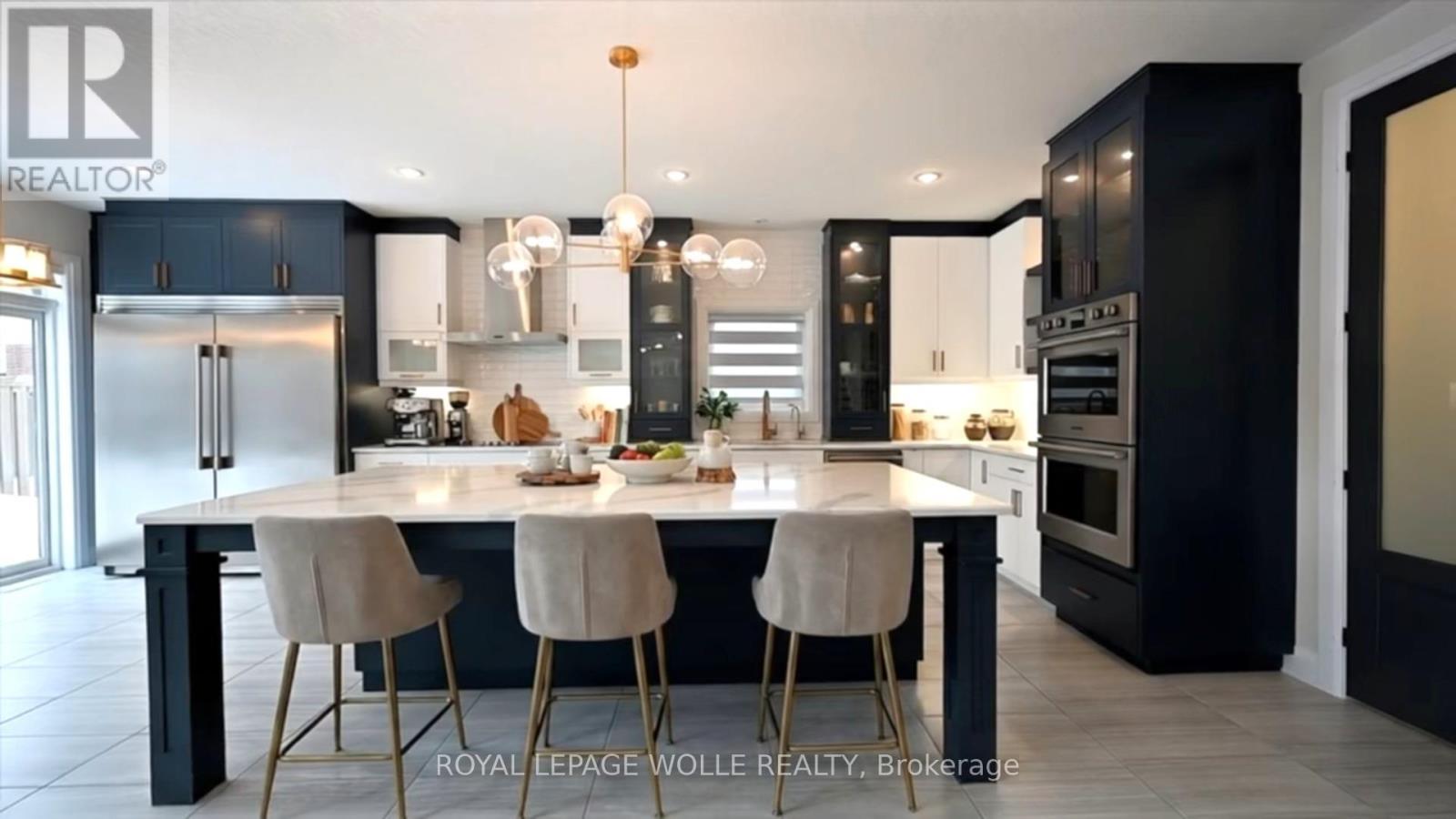 












163 REDTAIL STREET

,
Kitchener,




Ontario
N2K0E4

