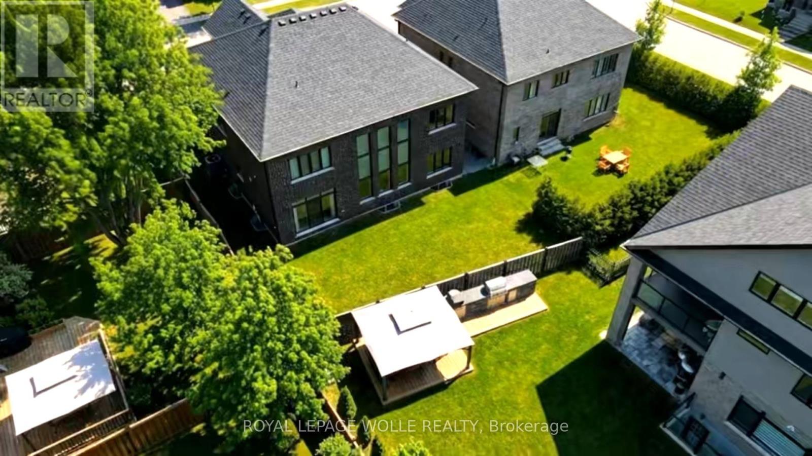 












163 REDTAIL STREET

,
Kitchener,




Ontario
N2K0E4

