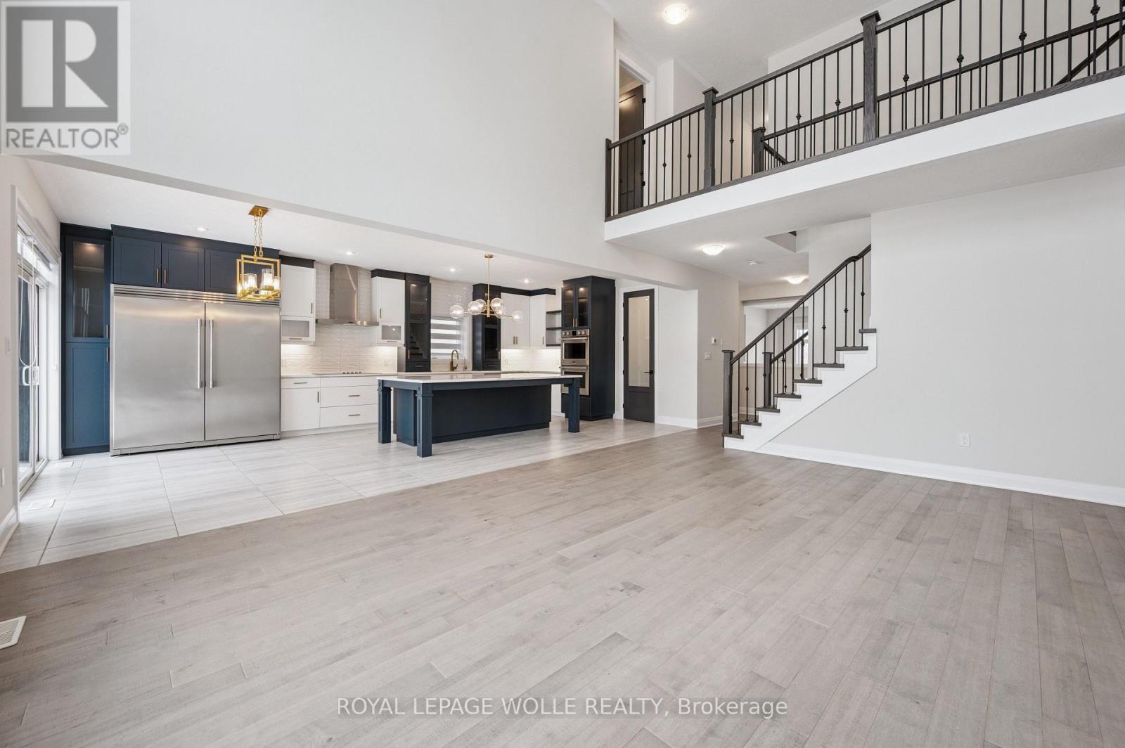 












163 REDTAIL STREET

,
Kitchener,




Ontario
N2K0E4

