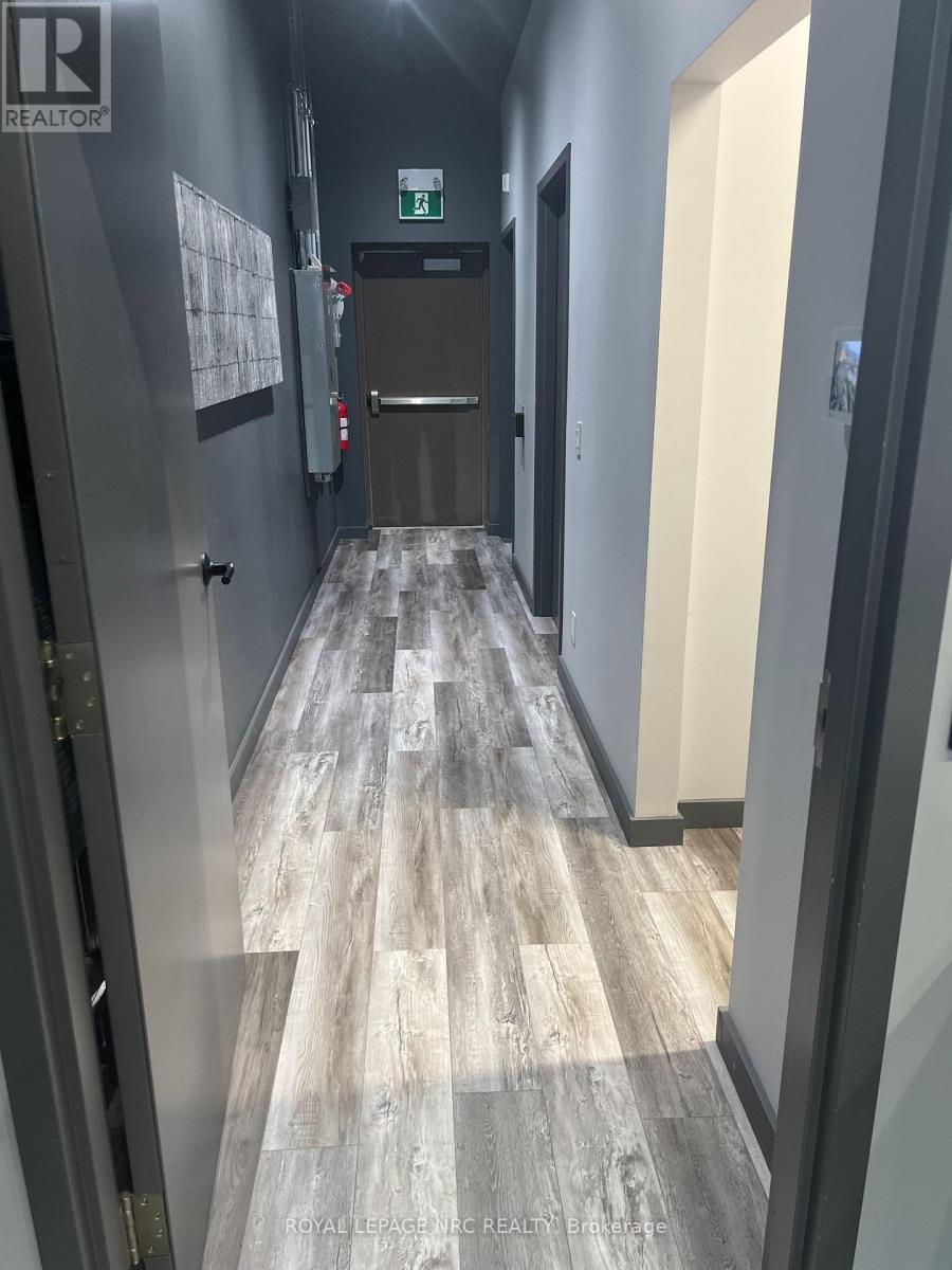 












UNIT 3 - 1911 IRONOAK WAY

,
Oakville (FA Falgarwood),




Ontario
L6H0N1

