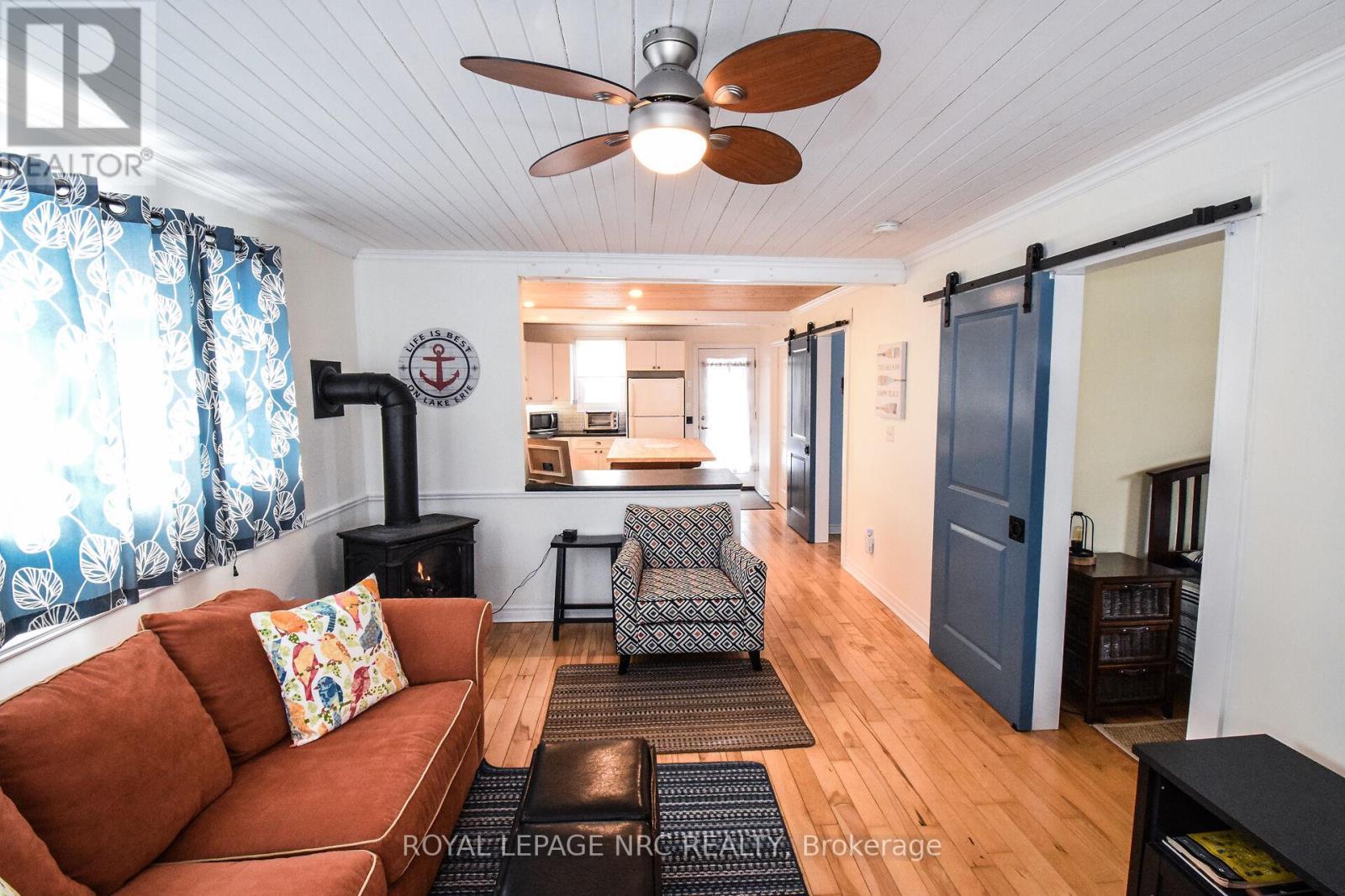 












349 ELMWOOD AVENUE

,
Fort Erie (Crystal Beach),




Ontario
L0S1B0

