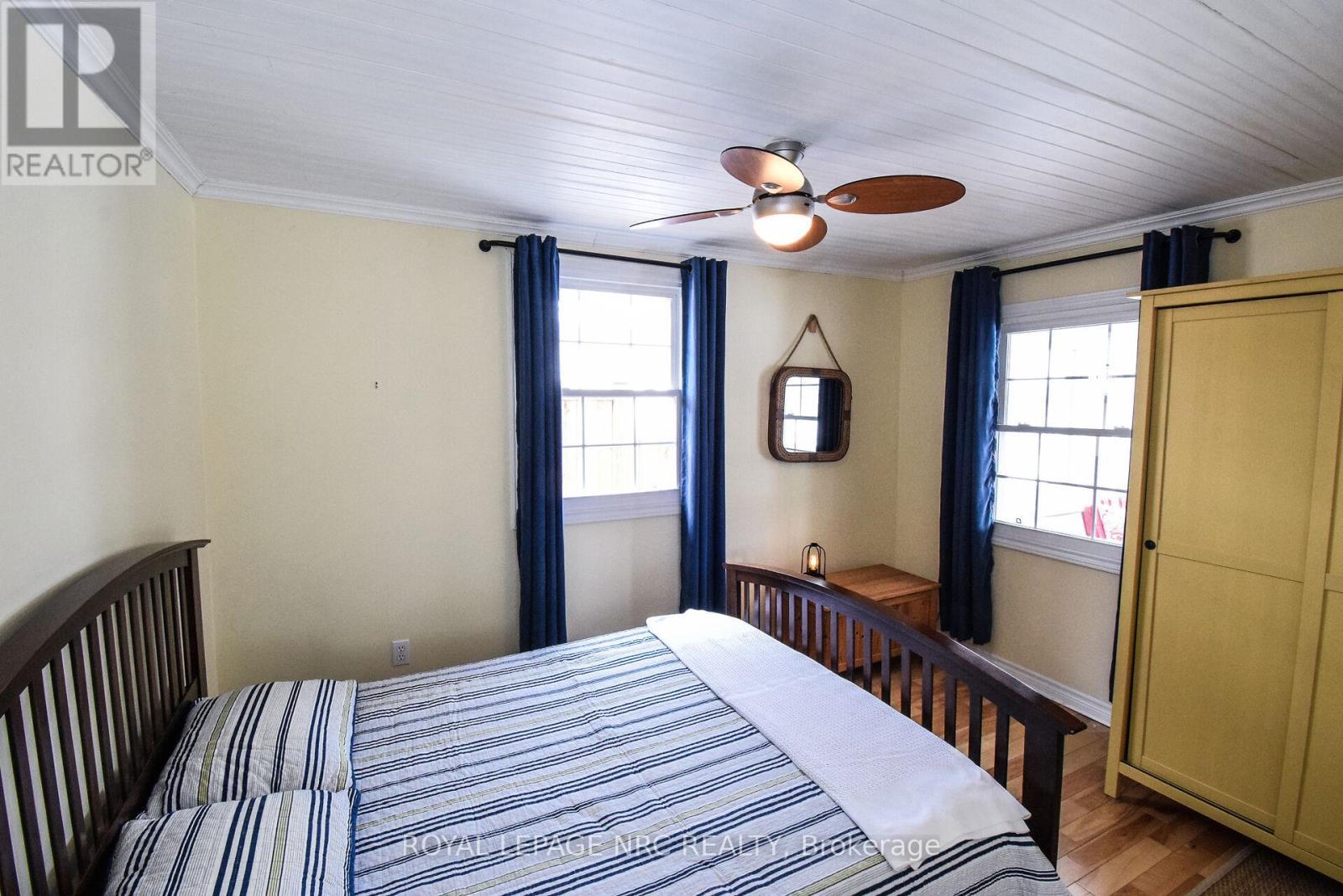 












349 ELMWOOD AVENUE

,
Fort Erie (Crystal Beach),




Ontario
L0S1B0

