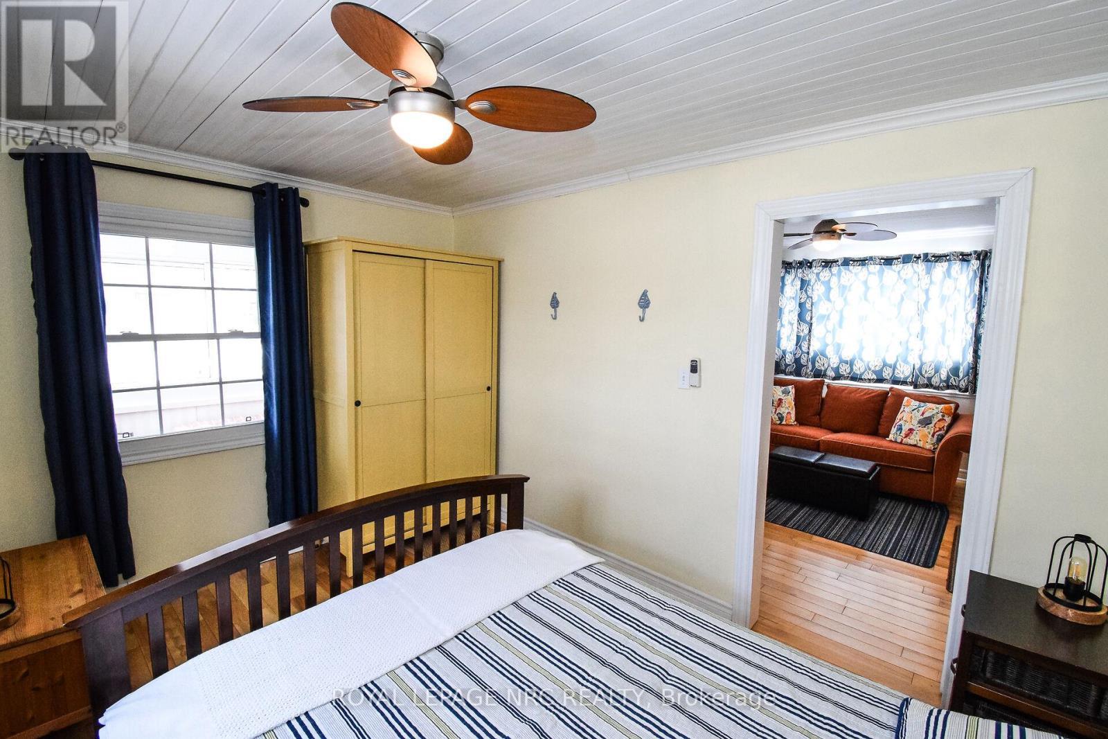 












349 ELMWOOD AVENUE

,
Fort Erie (Crystal Beach),




Ontario
L0S1B0

