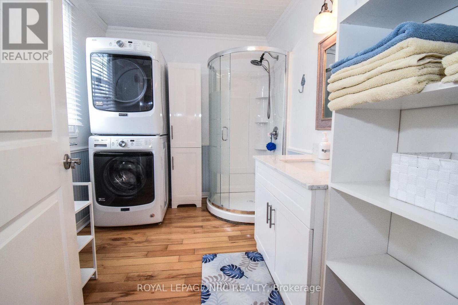 












349 ELMWOOD AVENUE

,
Fort Erie (Crystal Beach),




Ontario
L0S1B0

