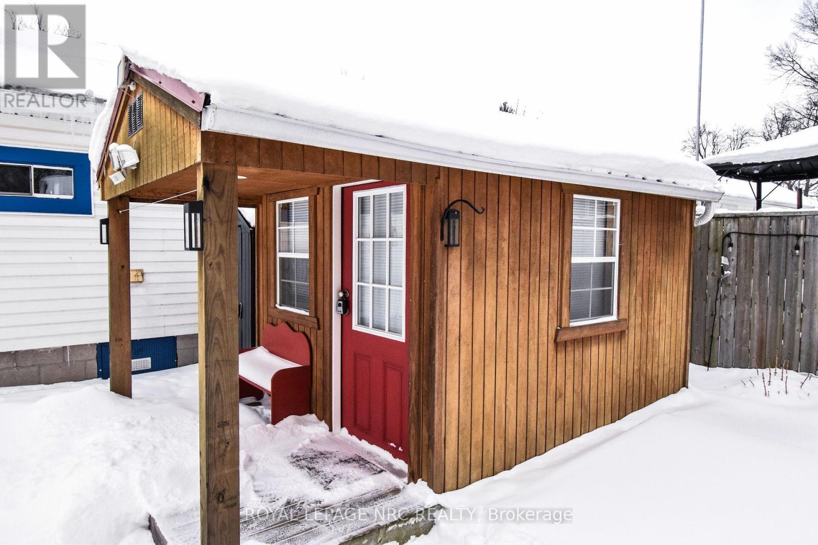 












349 ELMWOOD AVENUE

,
Fort Erie (Crystal Beach),




Ontario
L0S1B0

