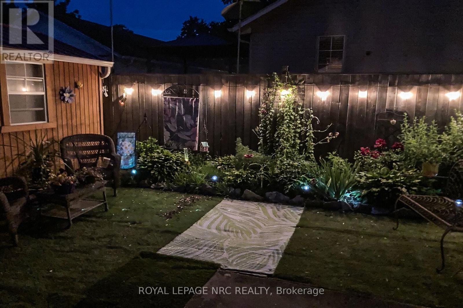 












349 ELMWOOD AVENUE

,
Fort Erie (Crystal Beach),




Ontario
L0S1B0

