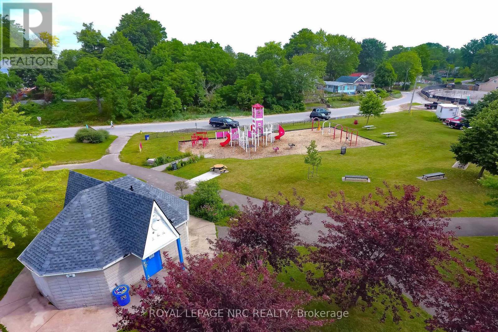 












349 ELMWOOD AVENUE

,
Fort Erie (Crystal Beach),




Ontario
L0S1B0

