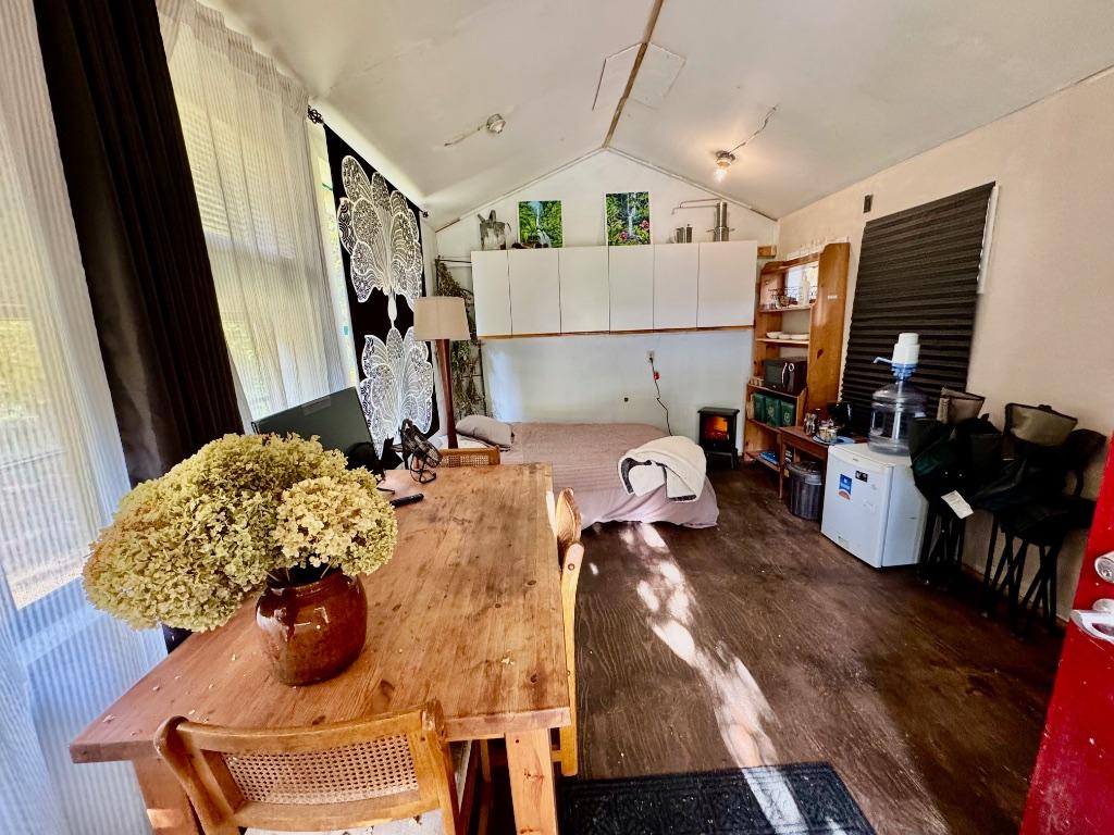 









7812


6

Highway,
Fauquier,




BC
V0G 1K0

