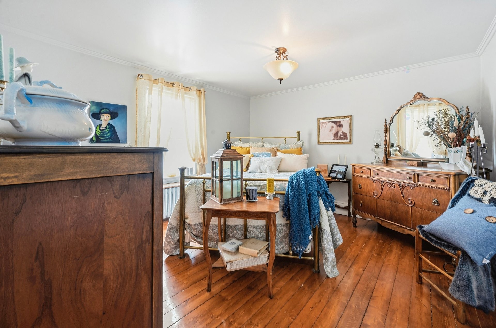 









596


2e Rue

,
Saint-Jean-sur-Richelieu,




QC
J2X3G9


