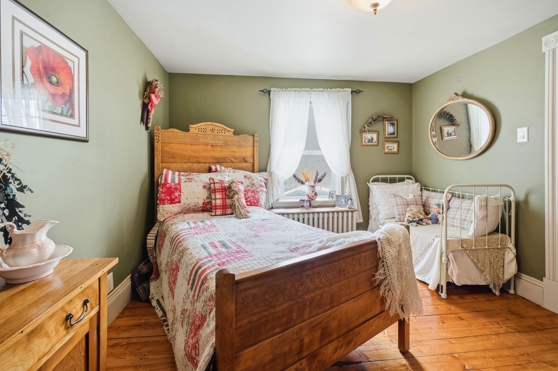 









596


2e Rue

,
Saint-Jean-sur-Richelieu,




QC
J2X3G9

