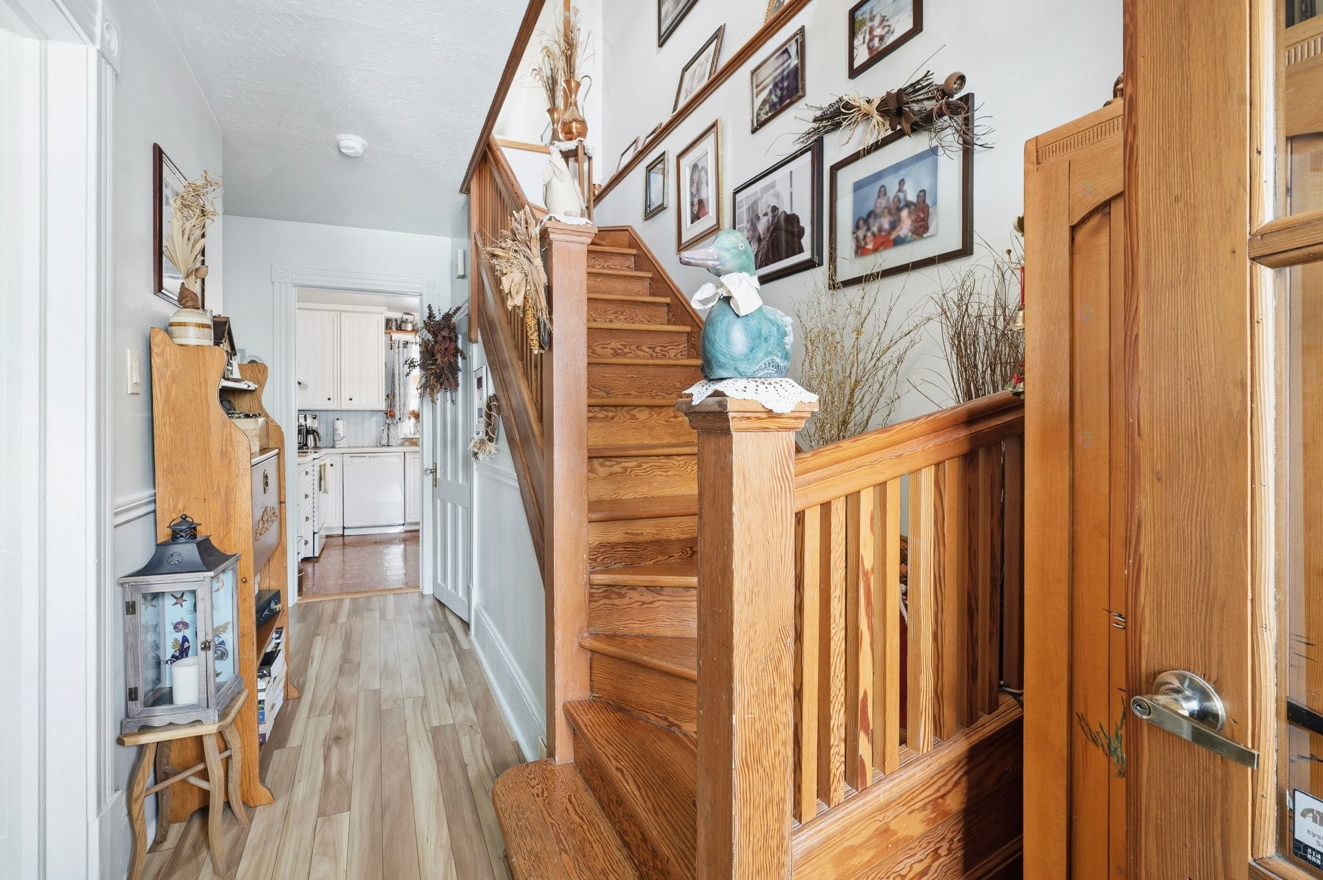 









596


2e Rue

,
Saint-Jean-sur-Richelieu,




QC
J2X3G9

