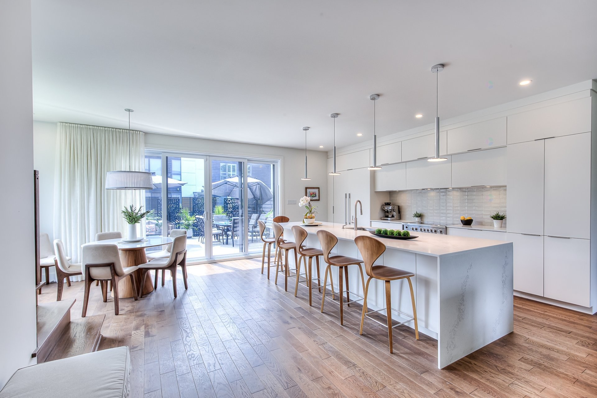 









555


Rue des Charmettes

,
Blainville,




QC
J7C0Z3

