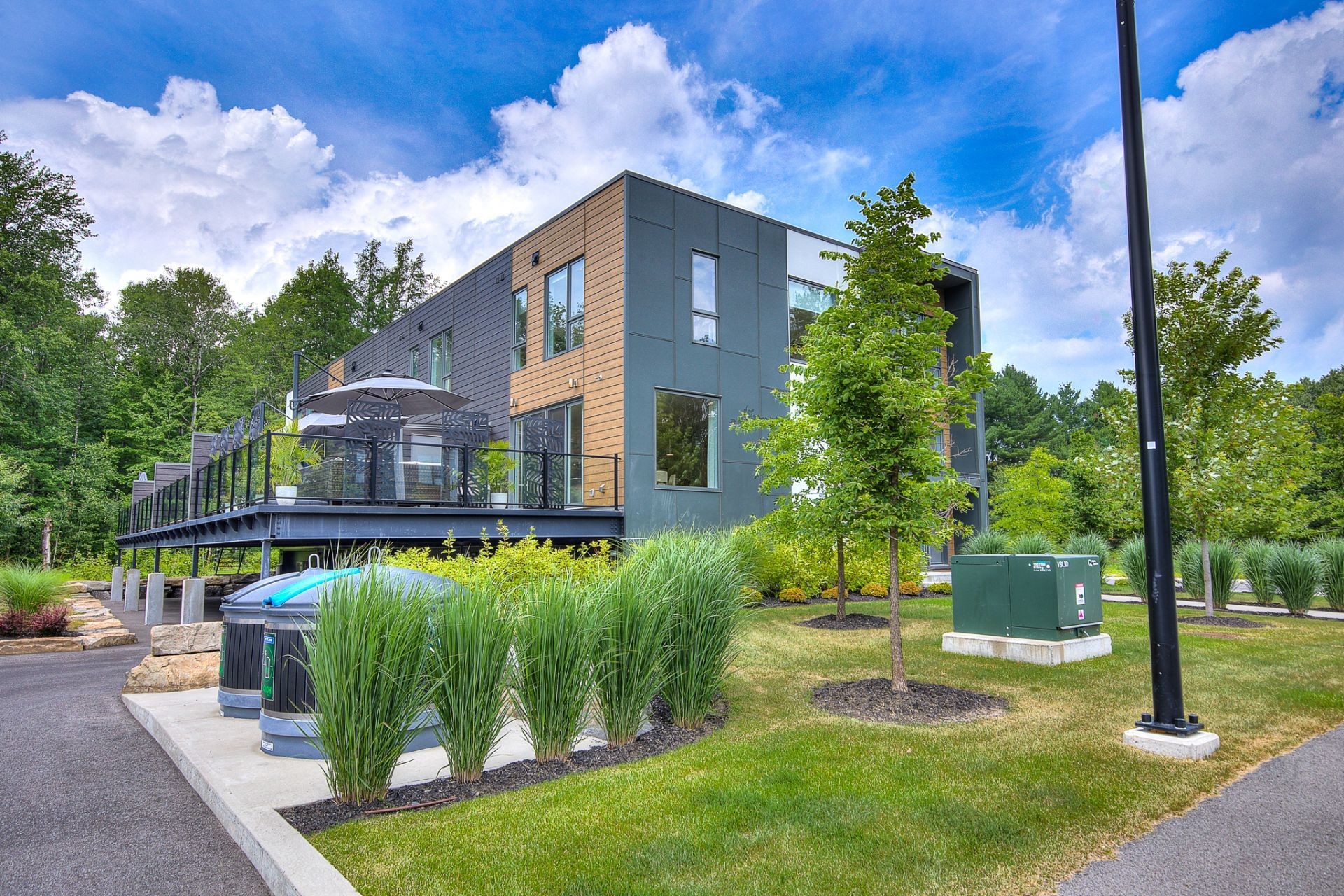 









555


Rue des Charmettes

,
Blainville,




QC
J7C0Z3

