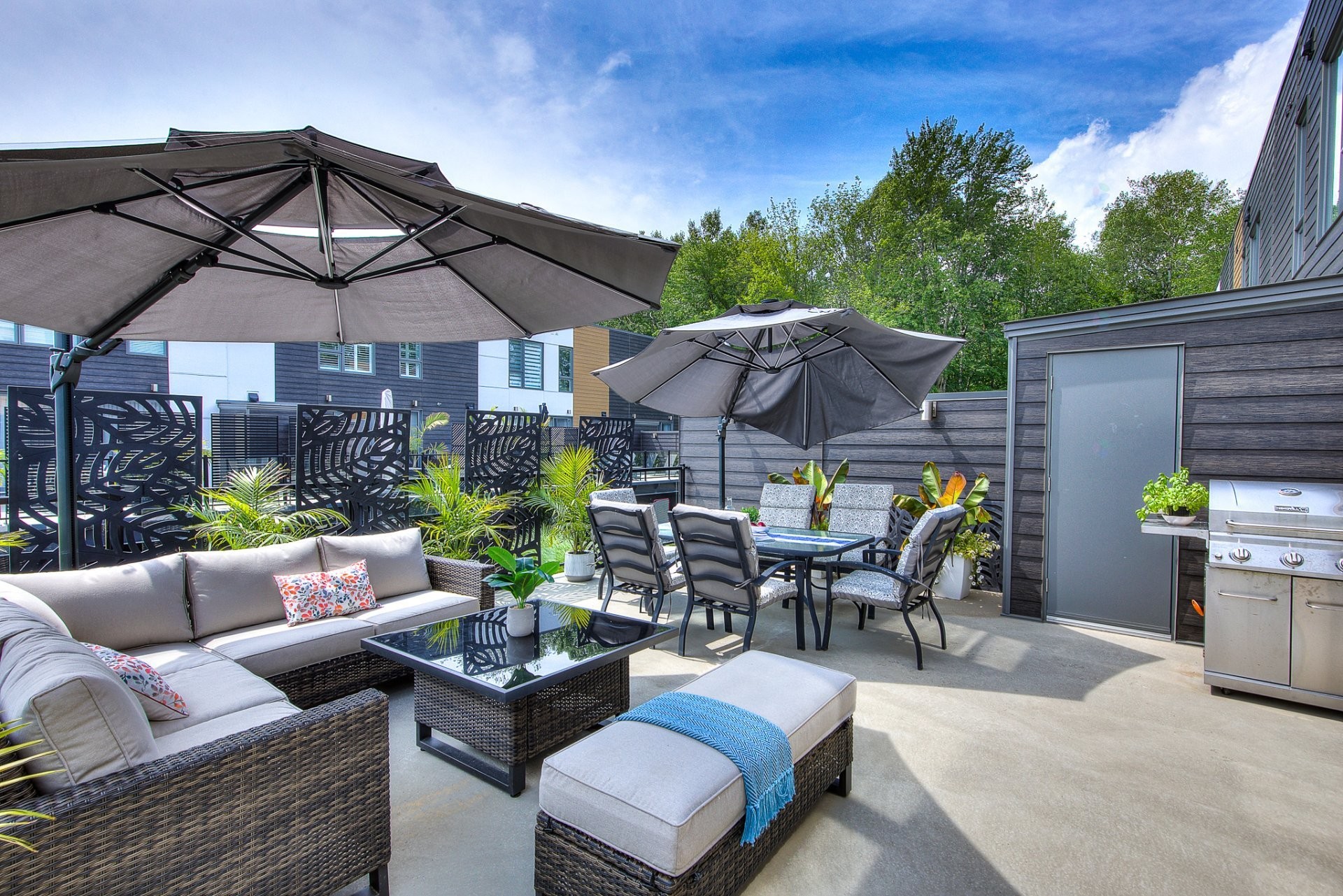 









555


Rue des Charmettes

,
Blainville,




QC
J7C0Z3

